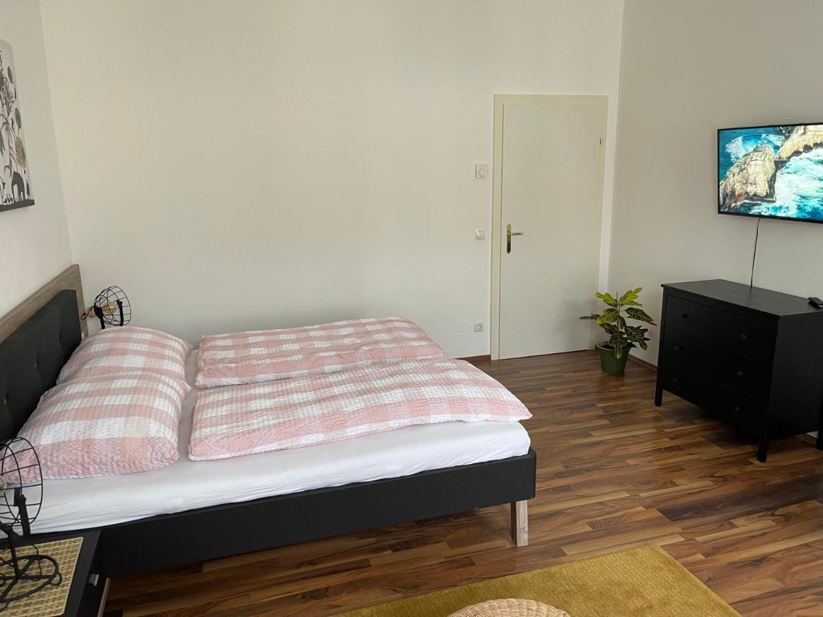 Gesamte Unterkunft In Zentrumsnaehe Vienna Luaran gambar